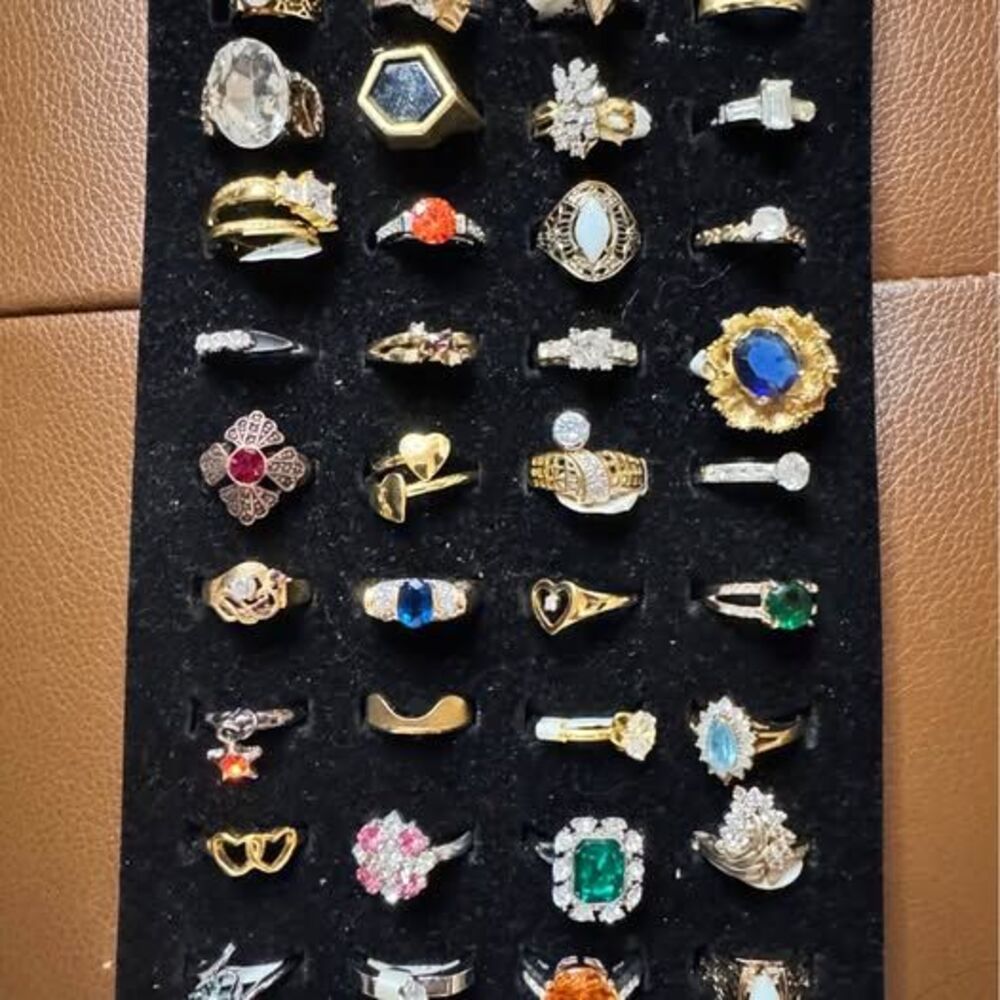 36 Vintage rings lot size 4.5-8
